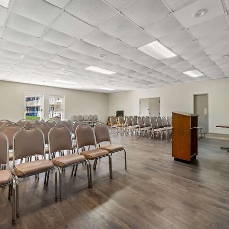 Rodeway Inn Монро Экстерьер фото